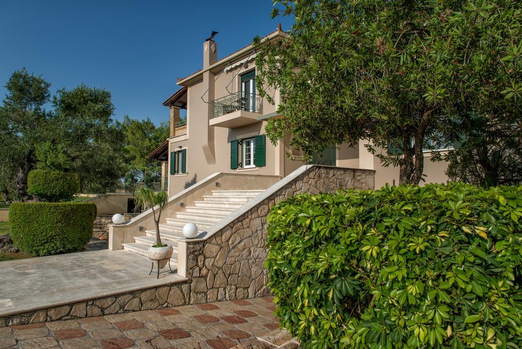 Vilă Tierra Verde, Luxury Retreat With 3 Acres Lush Garden